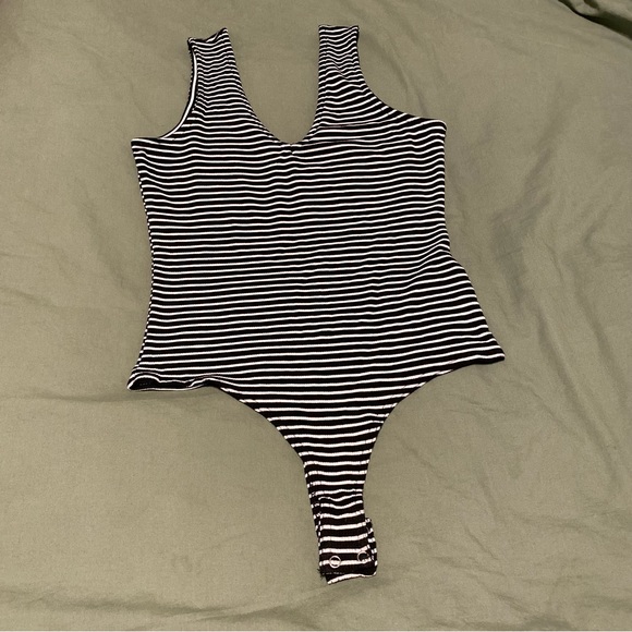 Bodysuit - Picture 5 of 6